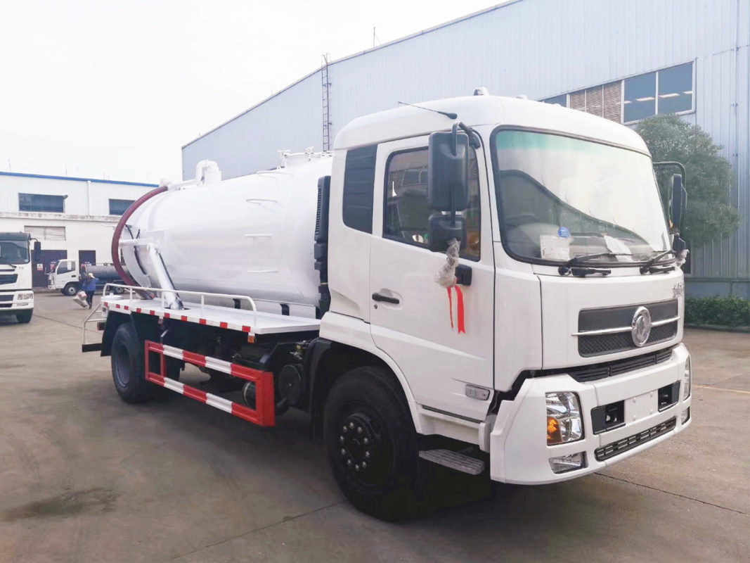 DONGFENG 14 Ton Vacuum Tank Mounted Truck 4