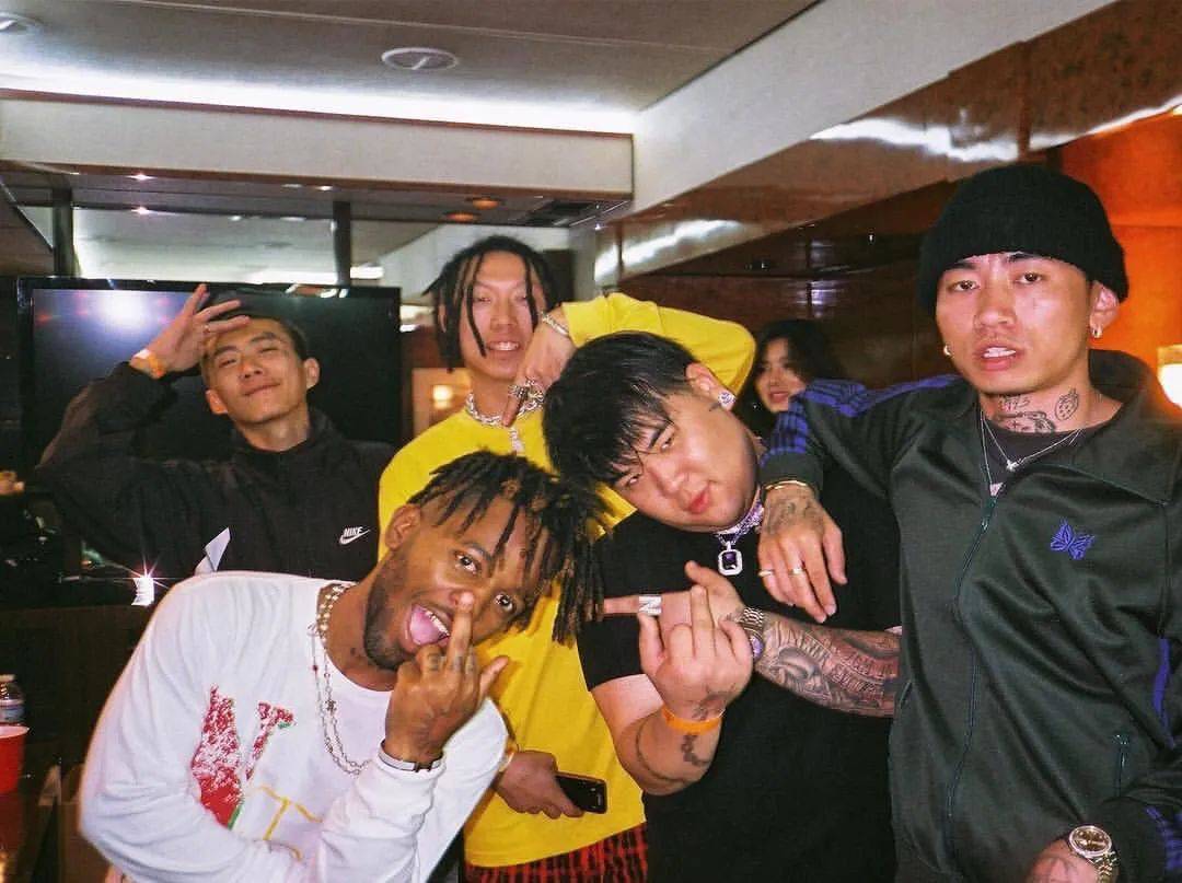 Higher Brothers Working